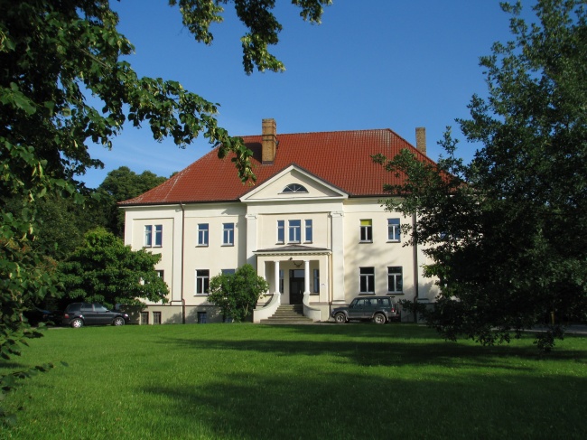 attraktive Büro-/ Praxisfläche im Gutshaus Groß Stove - vor den Toren der Hansestadt Rostock